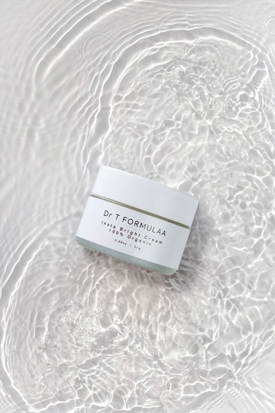Cosmetic product photography for e-commerce